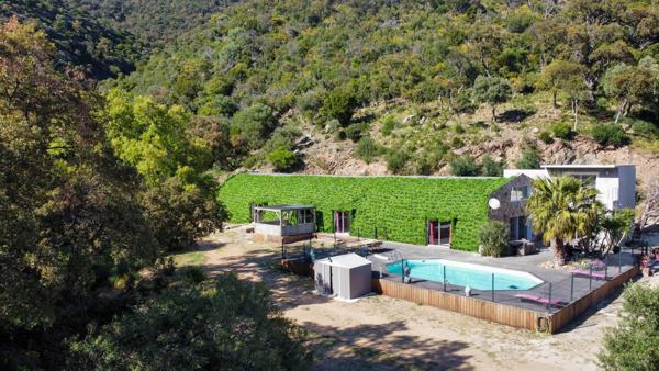 maison à vendre  6 pièces - 554 m2 LE LAVANDOU - 83