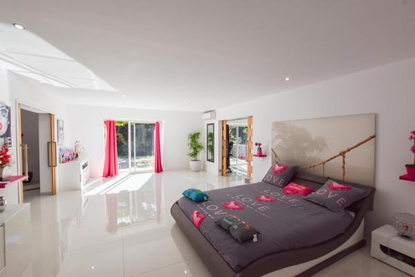 maison à vendre  6 pièces - 554 m2 LE LAVANDOU - 83