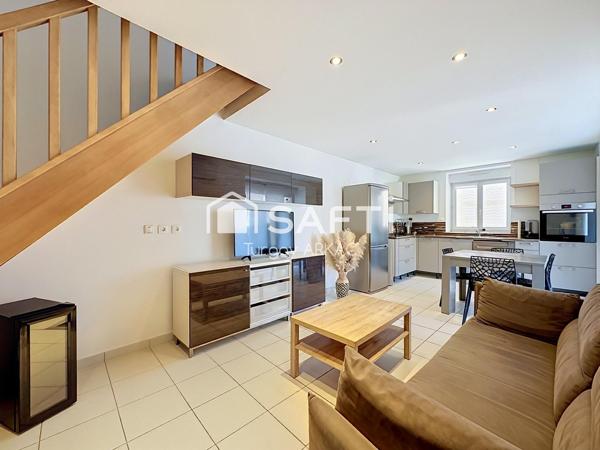 Duplex "esprit maison" avec terrasse et 3 chambres