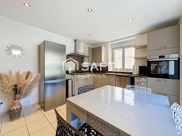 Duplex "esprit maison" avec terrasse et 3 chambres