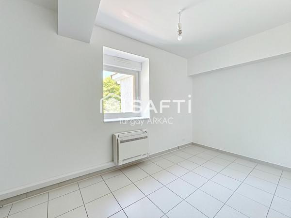 Duplex "esprit maison" avec terrasse et 3 chambres
