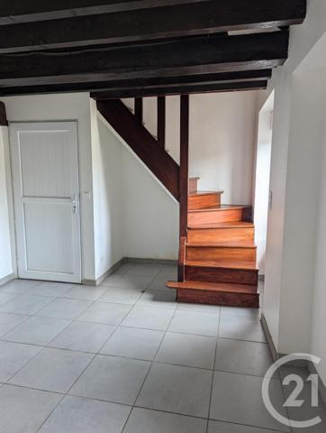 Immeuble à vendre  143,50 m2 ST FARGEAU PONTHIERRY - 77