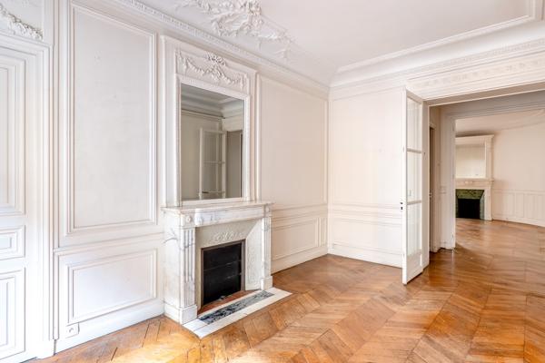 Appartement · Vente Paris (75008) 171m²
