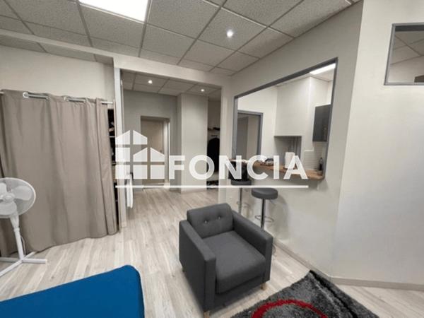 Location Studio 28.87 m² - 21 AVENUE NOSTRADAMUS Salon De Provence 13300
