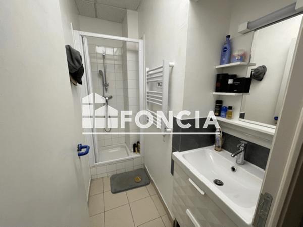 Location Studio 28.87 m² - 21 AVENUE NOSTRADAMUS Salon De Provence 13300