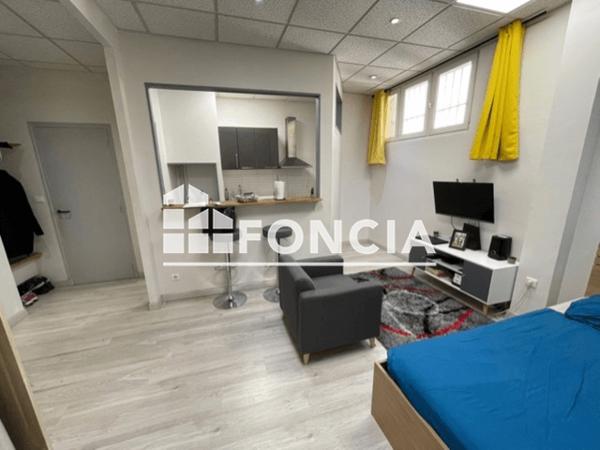 Location Studio 28.87 m² - 21 AVENUE NOSTRADAMUS Salon De Provence 13300