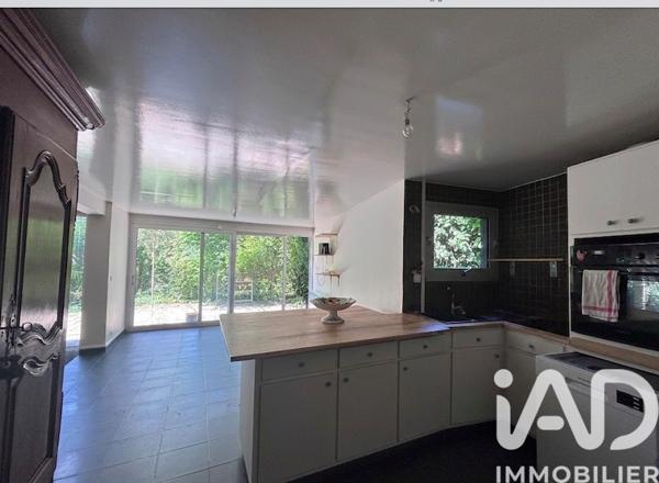Maison à vendre 10 pièces 247 m² Vals-les-Bains