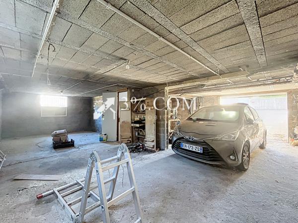 Maison 5 pièce(s) 3 chambre(s) 122 m²