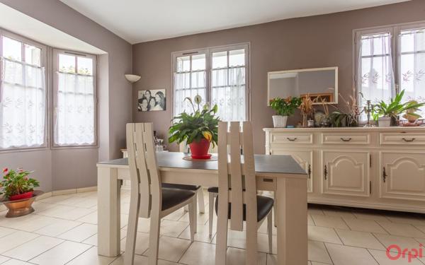 Maison à vendre    5 pièces •  Sainte-Geneviève-des-Bois