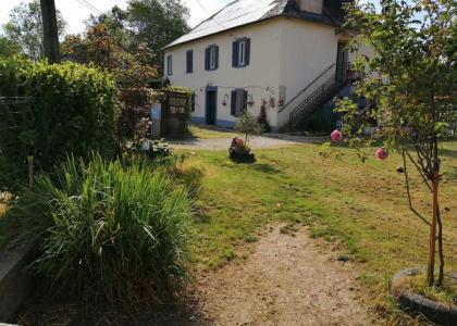 Maison - Proximite oloron-sainte-marie - Réf.:205288 SUR LES COTEAUX - 10 MN D'OLORON -VILLA DE CONCEPTION PLAIN-PIED AVEC GARAGE EN SOUS-SOL - T B E D'ENTRETIEN - ELECTRICITE AUX NORMES-