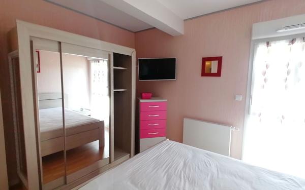 Appartement à vendre    3 pièces • 71 m2 Royan