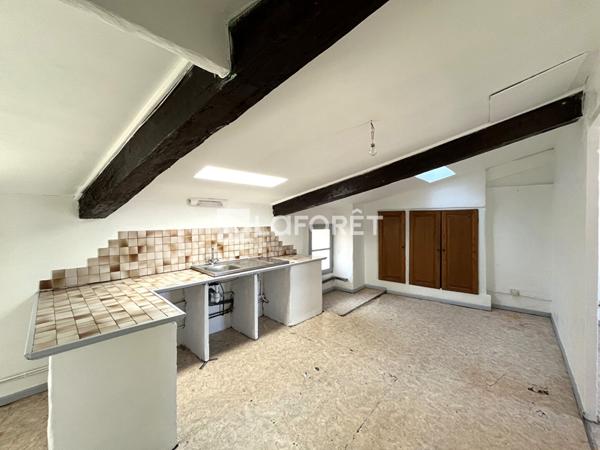 Achat immeuble Orange - 11 pièce(s) - 165 m² - 249 000 €