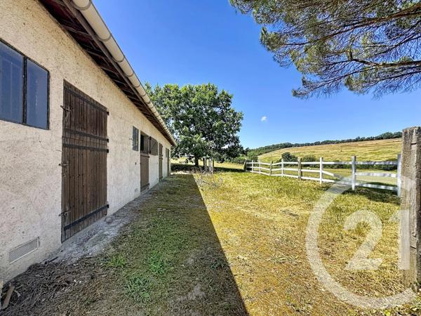 Maison à vendre  10 pièces - 288,76 m 2   VIC FEZENSAC  - 32