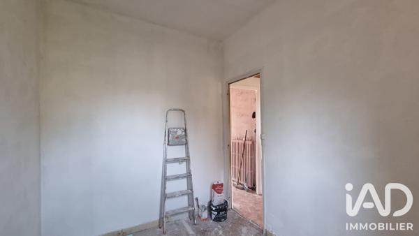 Maison à vendre 4 pièces 79 m² Arles