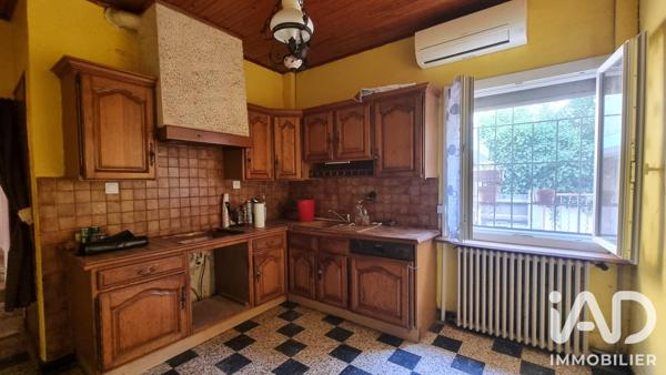 Maison à vendre 4 pièces 79 m² Arles