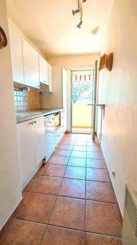 Appartement à FREJUS, 83600 - 2 pièces 46m²