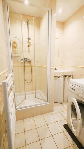 Appartement à FREJUS, 83600 - 2 pièces 46m²