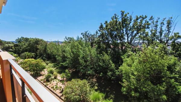 Appartement à FREJUS, 83600 - 2 pièces 46m²