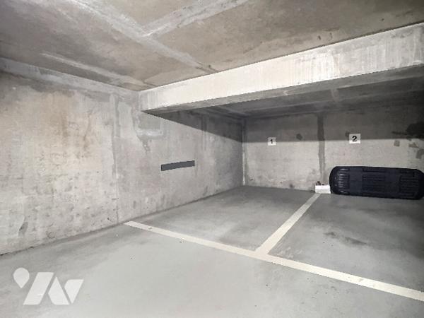 3 CHAMBRES - BALCONS - PARKING