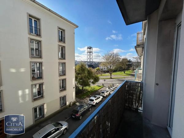 Appartement à louer 3 pièces 76.01m² Brest (29200)