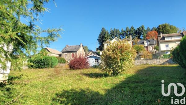 Maison 8 pièces de 150 m² à Ussel (19200)