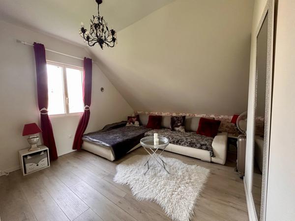 Maison à vendre 7 pièces proche de MERU (60)