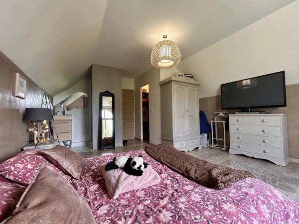 Maison à vendre 7 pièces proche de MERU (60)