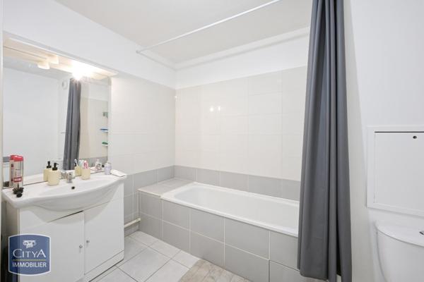 Vente appartement Bourgoin-Jallieu (38300) 2 pièces 47m²