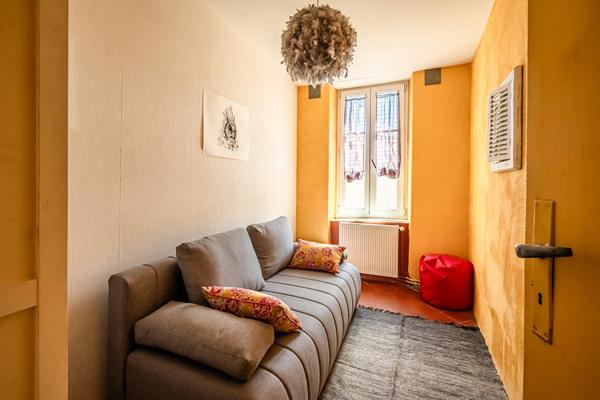 Bourgeoise de charme avec terrasse intimiste à 10 minutes de Narbonne