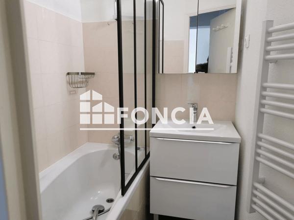 Location Appartement 2 pièces 24 m² - 20 RUE POISSONNIERE Lorient 56100