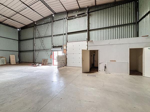 Entrepôt / local industriel Chateau Gontier Sur Mayenne 2 pièce(s) 660 m2