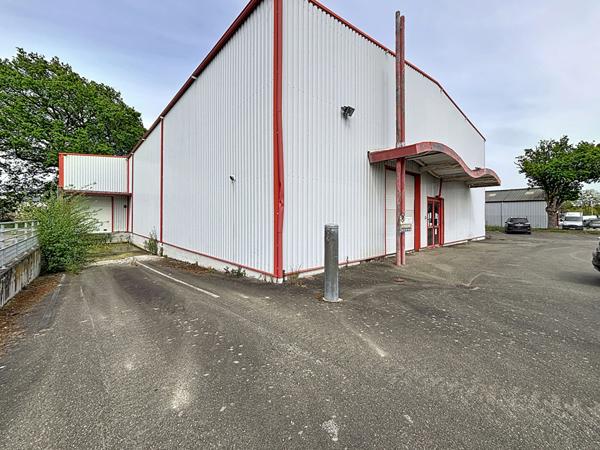 Entrepôt / local industriel Chateau Gontier Sur Mayenne 2 pièce(s) 660 m2