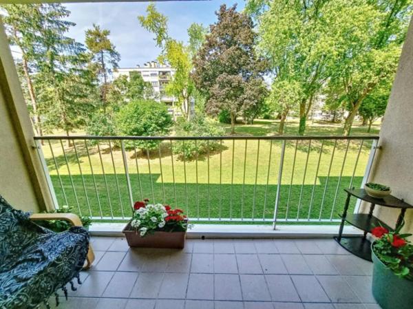 T3 calme et lumineux avec balcon sur le Parc arboré.