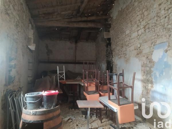 Maison 1 pièce de 110 m² à Saint-Georges-des-Coteaux (17810)