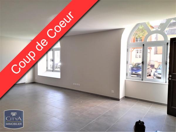 Appartement à louer 3 pièces 81.4m²