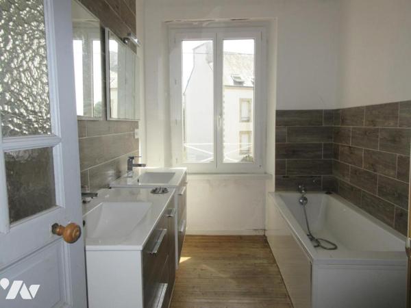 MAISON DE BOURG 3/4 CHAMBRES