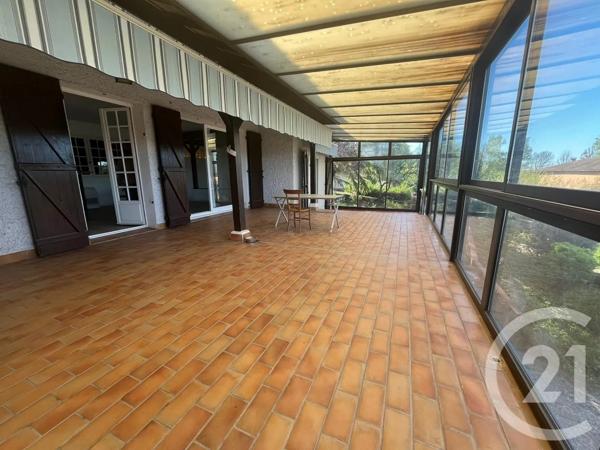 Maison à vendre  8 pièces - 224,45 m 2   BEAUREGARD  - 01