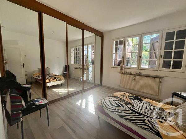 Maison à vendre  8 pièces - 224,45 m 2   BEAUREGARD  - 01