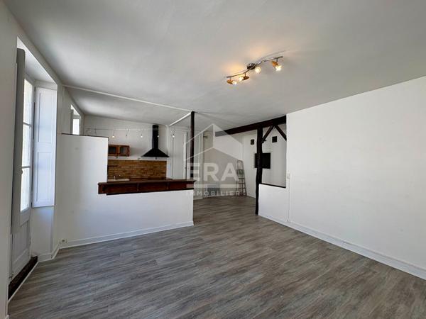 Sainte Foy la Grande, appartement en très bon état 75m² habitables 3 pièces