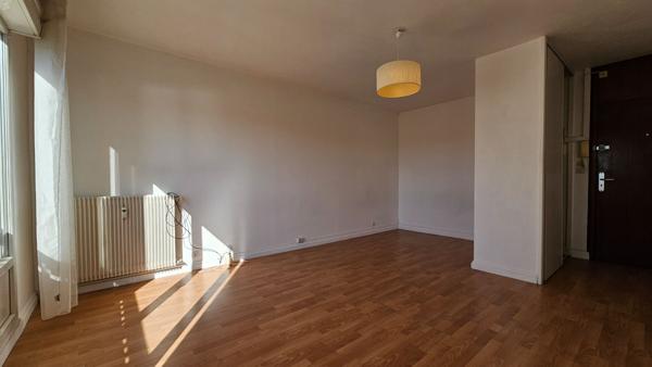 Appartement Reims 1 pièce(s) 30 m2