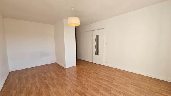 Appartement Reims 1 pièce(s) 30 m2