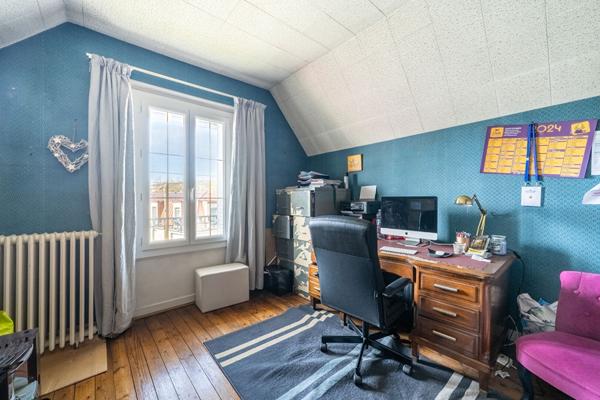 Maison Meulan En Yvelines 160 m², 6 chambres, parcelle 490 m²