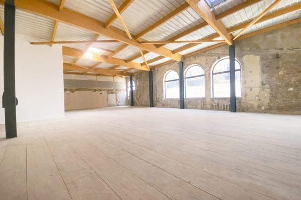 03200 VICHY -APPARTEMENT OPPORTUNITÉ – GRAND VOLUME -COEUR DE VILLE -