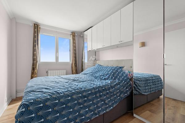 Appartement Saint Germain En Laye 3 pièces 59.23 m2 Refait à neuf 270 000 € **  - Référence  18494