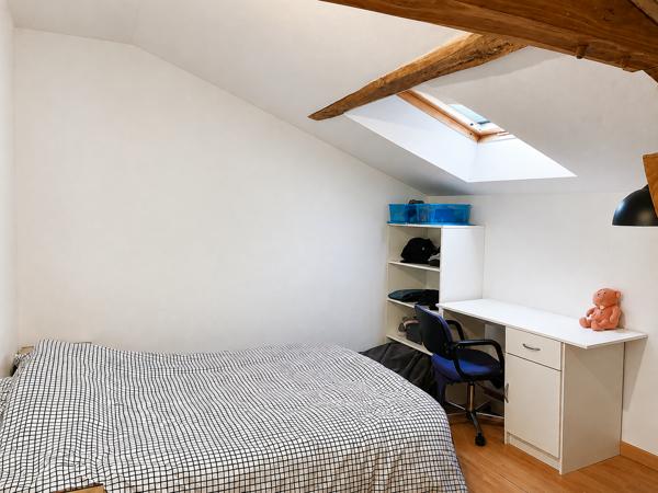 MAISON EN PIERRE /// PROXIMITE MIREBEAU