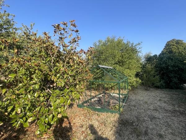 MAISON EN PIERRE /// PROXIMITE MIREBEAU