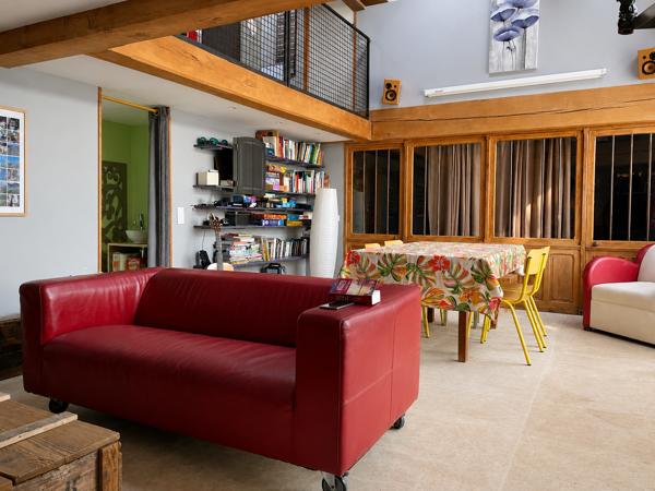 MAISON EN PIERRE /// PROXIMITE MIREBEAU
