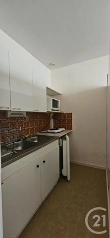 Immeuble à vendre  248,60 m 2   MONTLUCON  - 03
