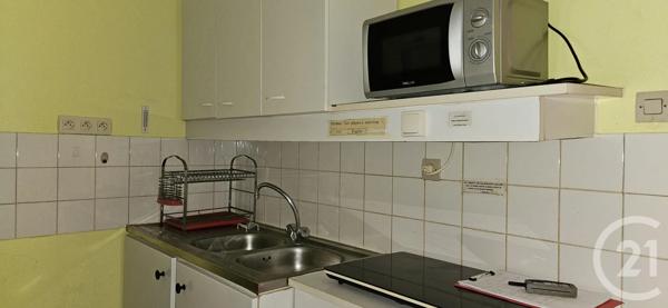 Immeuble à vendre  248,60 m 2   MONTLUCON  - 03