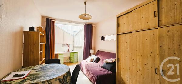 Immeuble à vendre  248,60 m 2   MONTLUCON  - 03